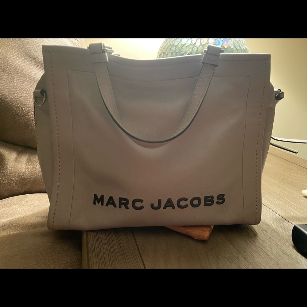Authentic Marc Jacobs Logo handbag